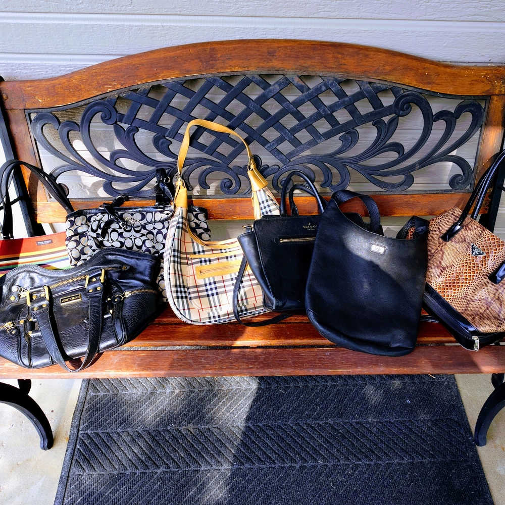 Prada, Jimmy Choo, Coach, Kate Spade, Saks Fifth a D